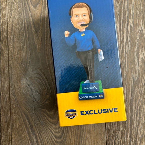 Sean McVay plus 2023 LA Rams Season Member Gift Box and Rams Surprise gift - Picture 6 of 8